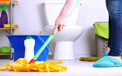 How To Clean Your Bathroom In Under 30 Minutes